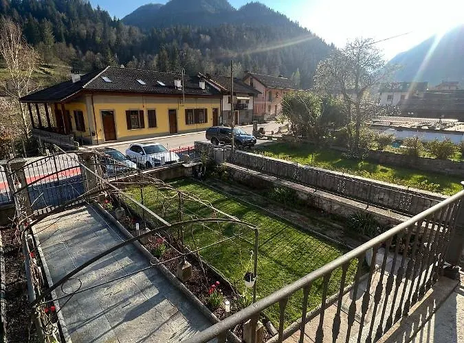 Rosa فندق مبيت وإفطار Anzino